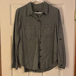 Universal Thread Sage Green Shirt